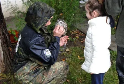 Сипещият се от сутринта дъжд не изплаши малки...